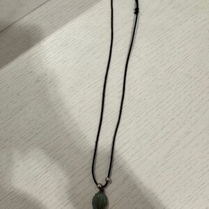 Green pendant necklace